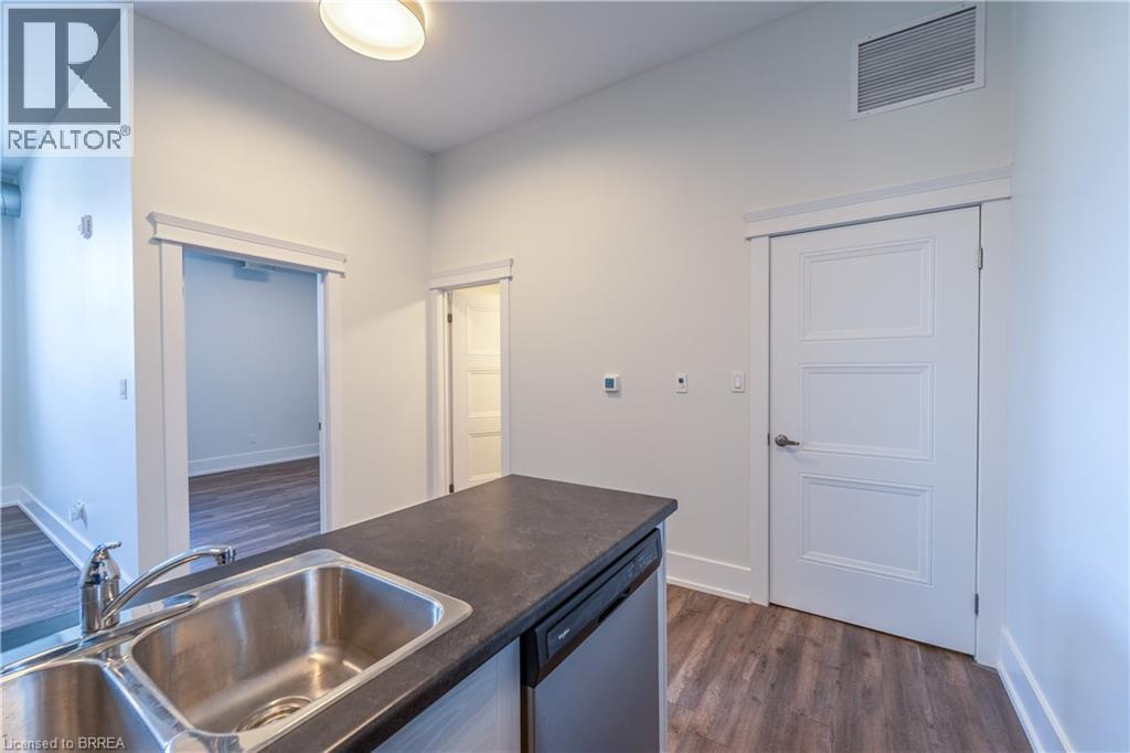 40-42 Dalhousie Street, Brantford, ON