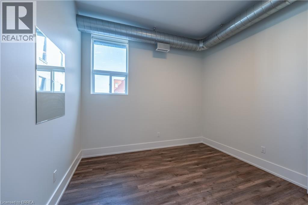 40-42 Dalhousie Street, Brantford, ON