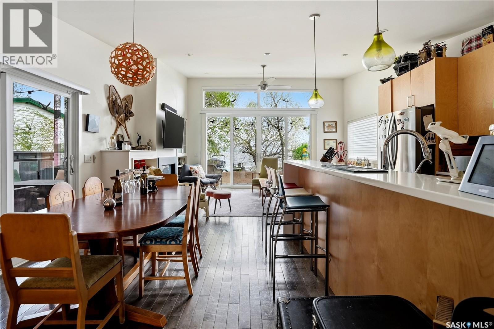63 Margaret Street, Katepwa Beach, SK - Indoor Photo Showing Dining Room