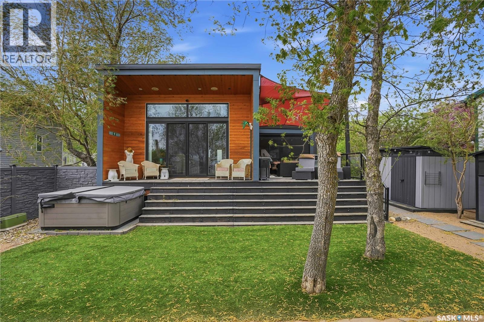 63 Margaret Street, Katepwa Beach, SK - Outdoor With Deck Patio Veranda