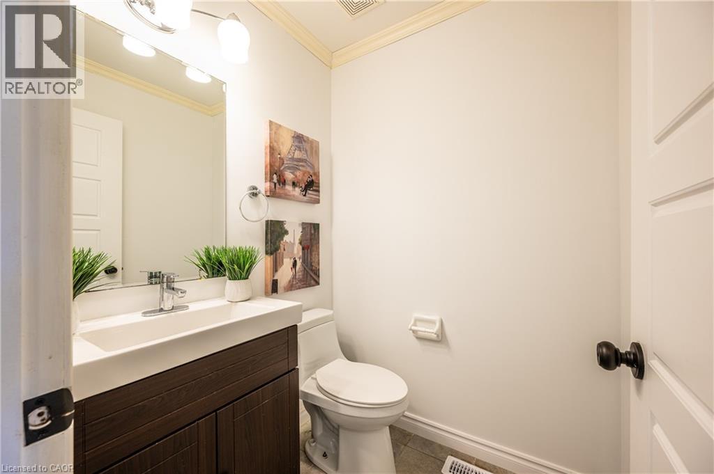 610 South Haven Drive, Waterloo, ON - Indoor Photo Showing Bathroom