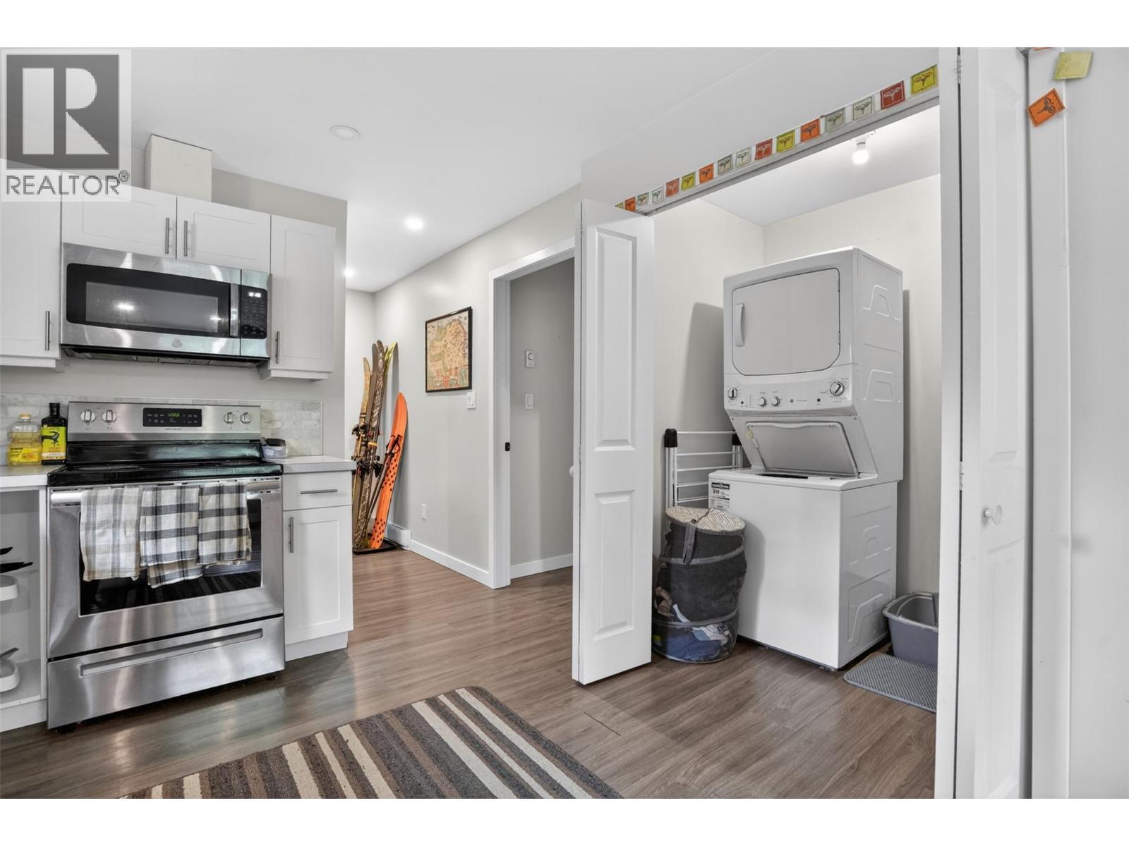 1708 Slocan Crescent, Nelson, BC