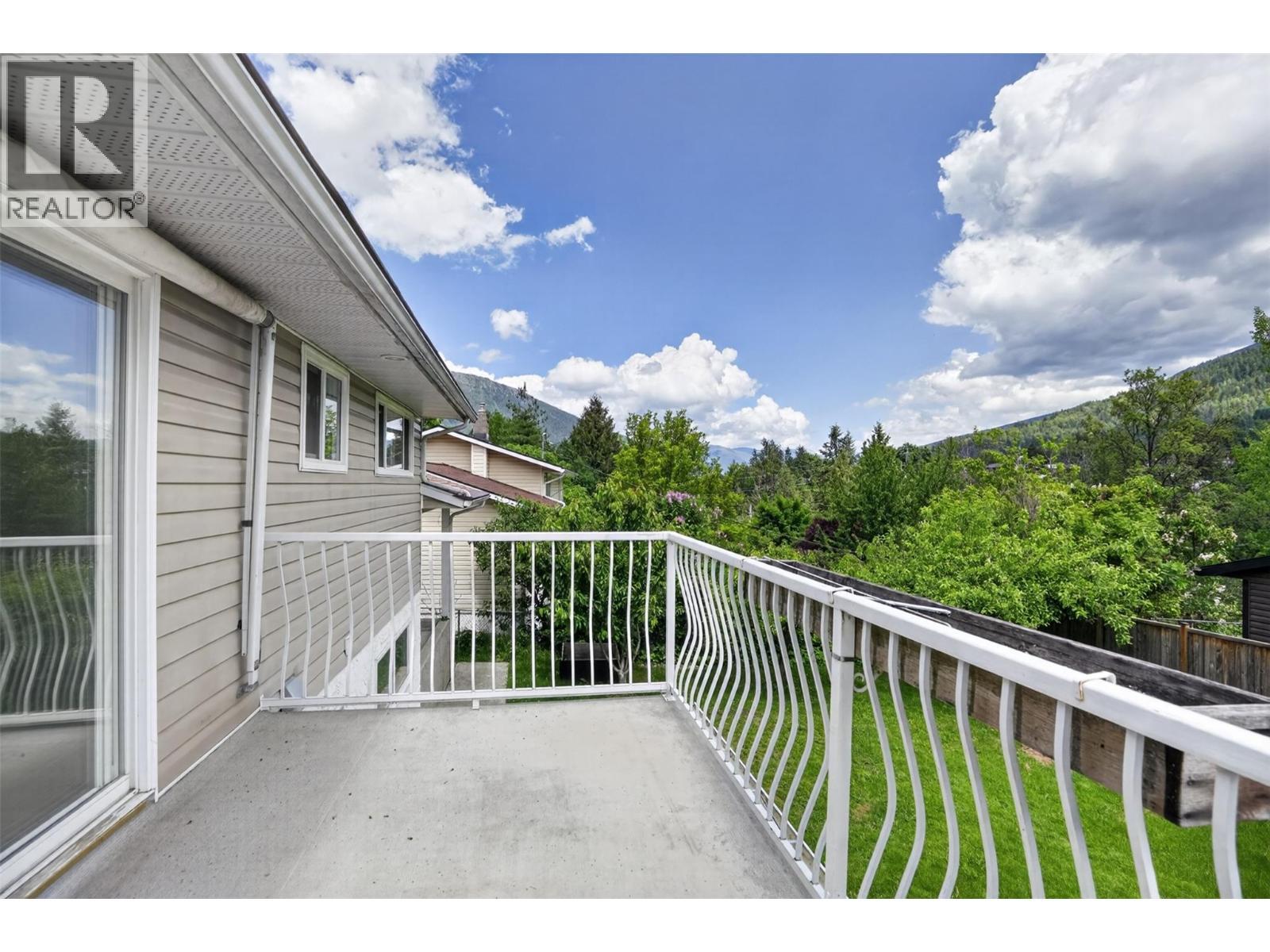 1708 Slocan Crescent, Nelson, BC