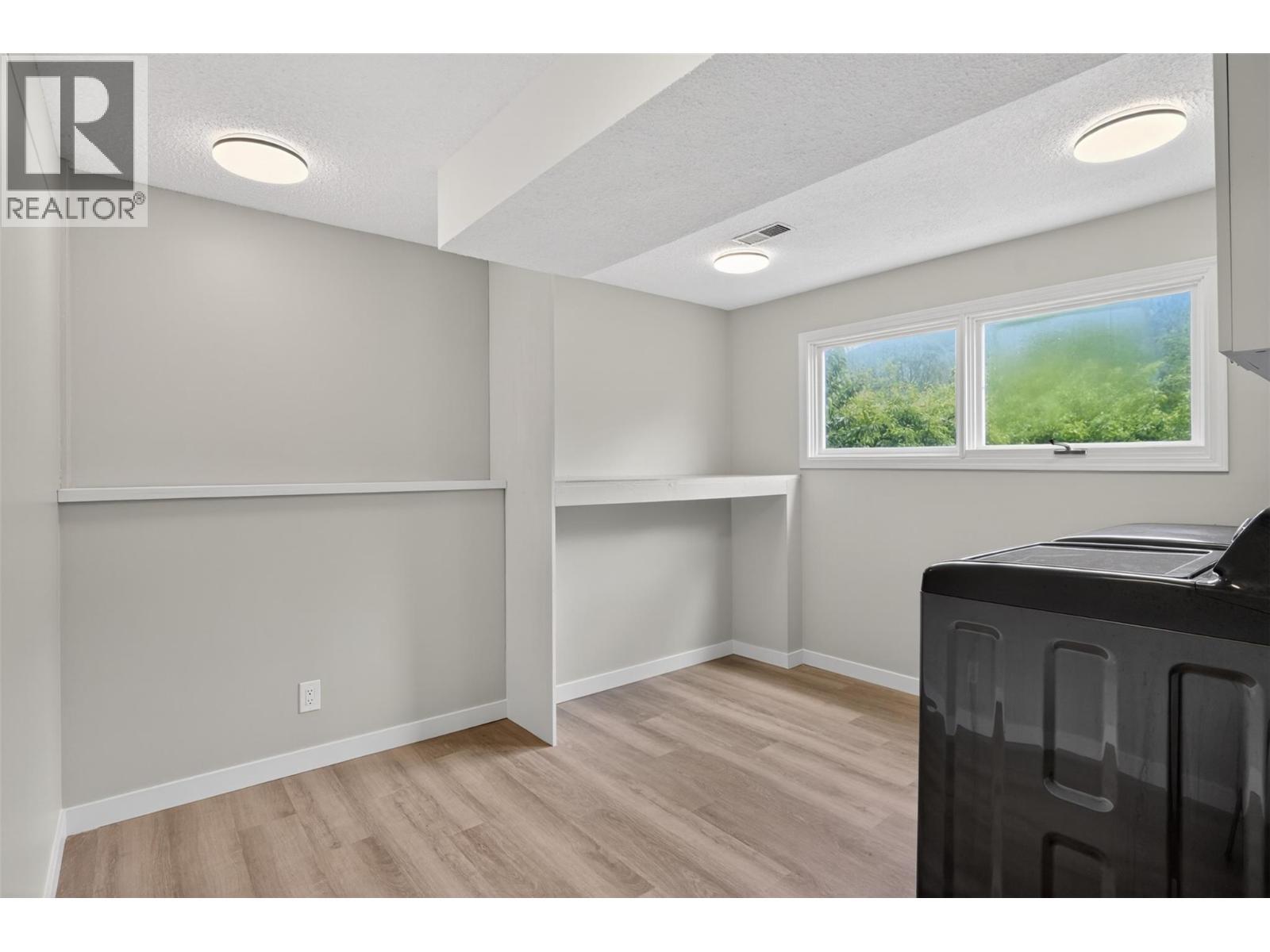 1708 Slocan Crescent, Nelson, BC