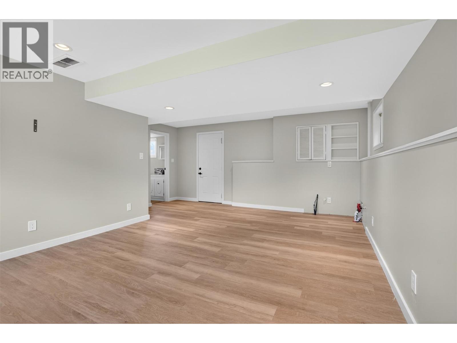 1708 Slocan Crescent, Nelson, BC