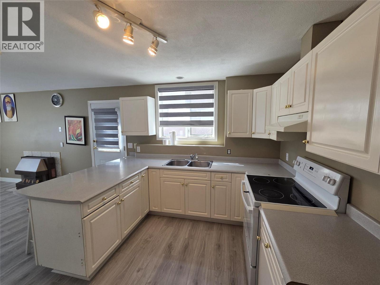 6802 Nighthawk Drive, Osoyoos, BC