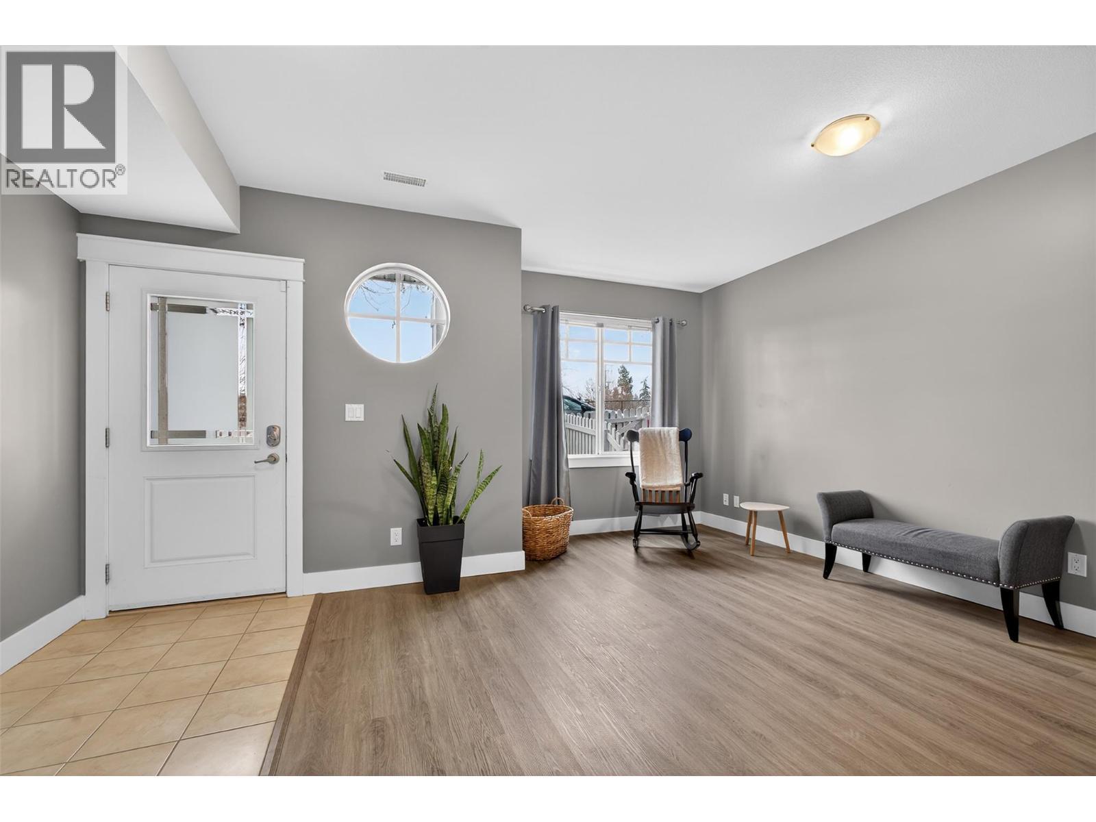 433 Mccarren Avenue Unit# 9, Kelowna, BC - Indoor Photo Showing Other Room