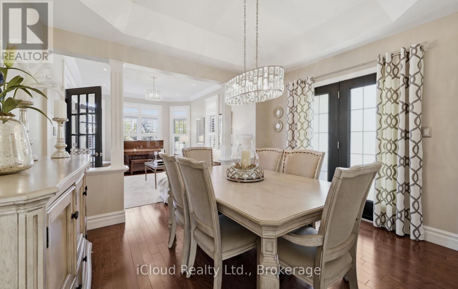 7 Gagnon Gate, Whitby, ON - Indoor Photo Showing Dining Room