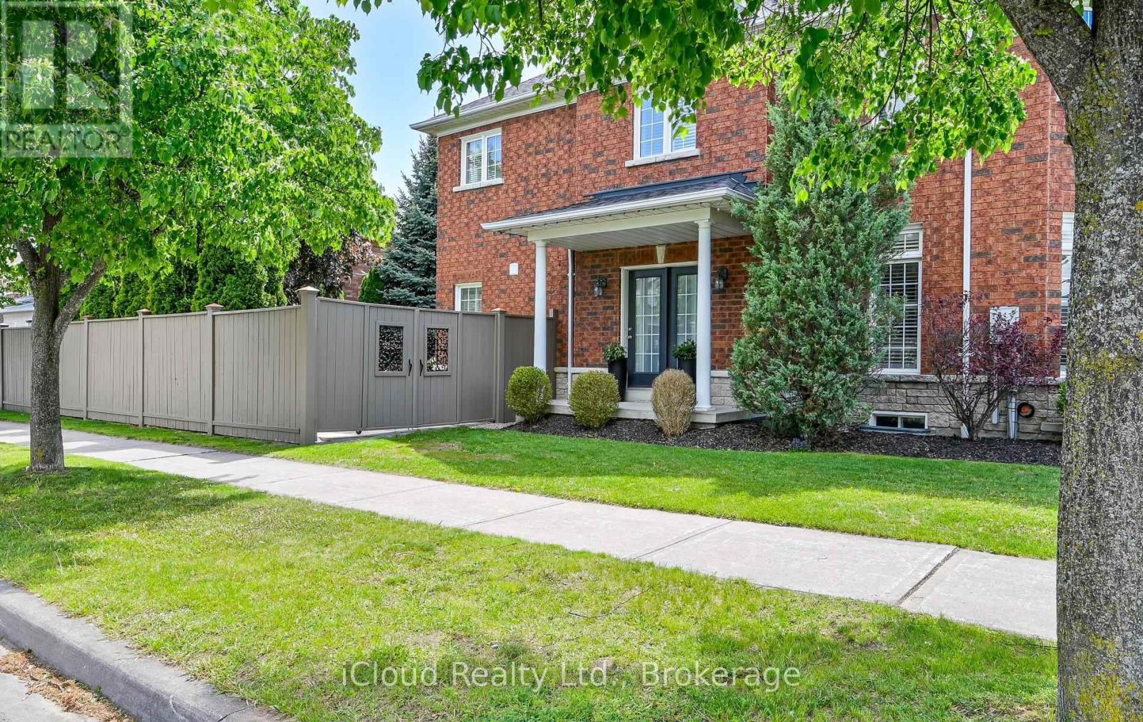 7 Gagnon Gate, Whitby, ON - Outdoor