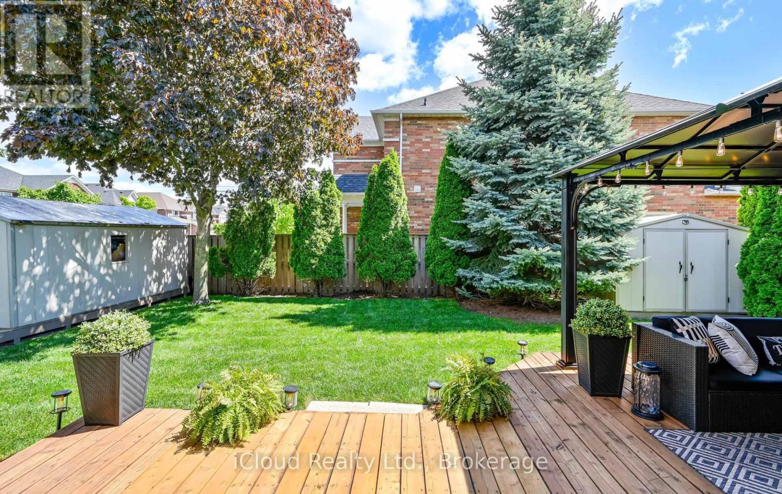 7 Gagnon Gate, Whitby, ON - Outdoor With Deck Patio Veranda