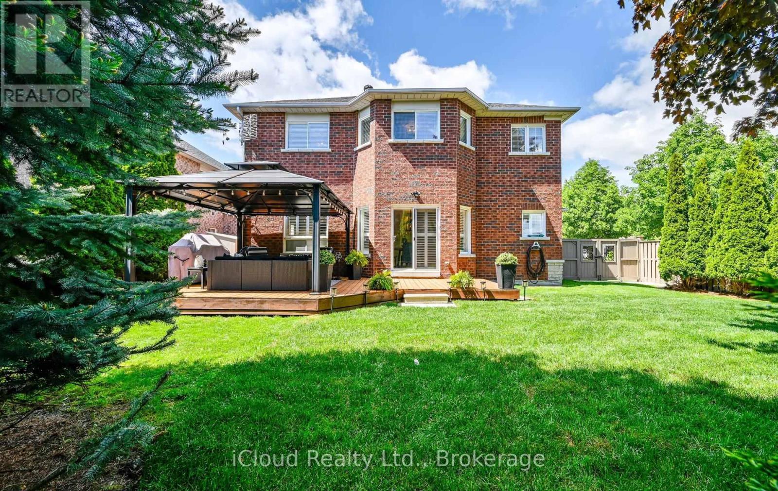 7 Gagnon Gate, Whitby, ON - Outdoor