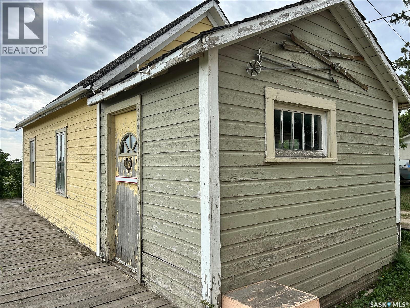601 Colborne Avenue, Viscount, SK