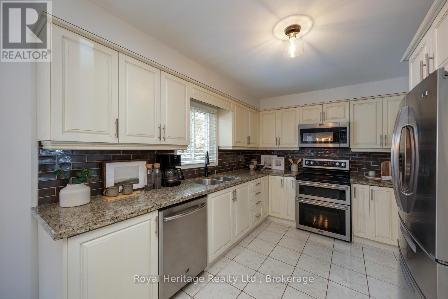 KITCHEN - 16 Donald Wilson Street, Whitby (Rolling Acres), ON - Indoor Photo Showing Kitchen With Double Sink