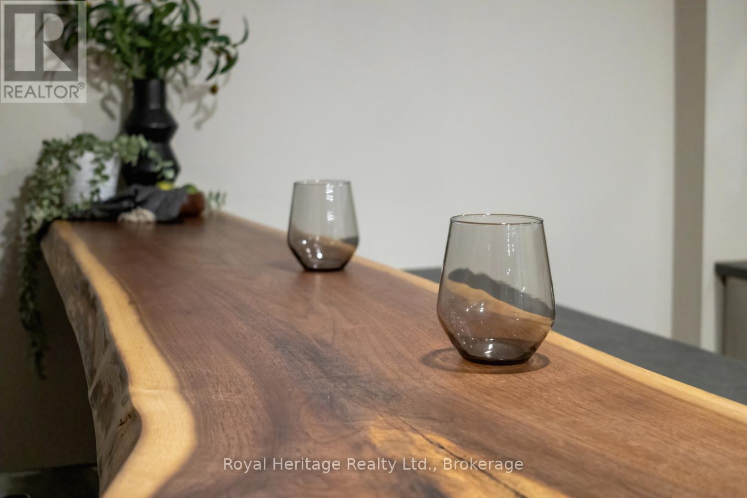 WOOD BAR TOP - 16 Donald Wilson Street, Whitby (Rolling Acres), ON - Indoor