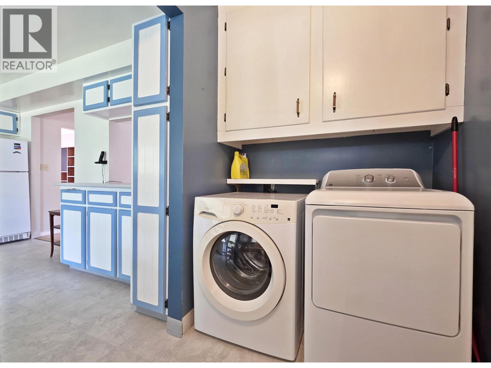 4667 Lund Road, Quesnel, BC - Indoor Photo Showing Laundry Room
