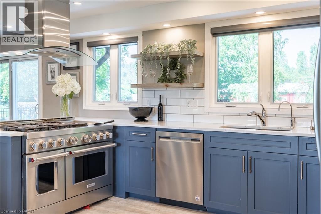 2172 Centre Road, Flamborough, ON - Indoor Photo Showing Kitchen