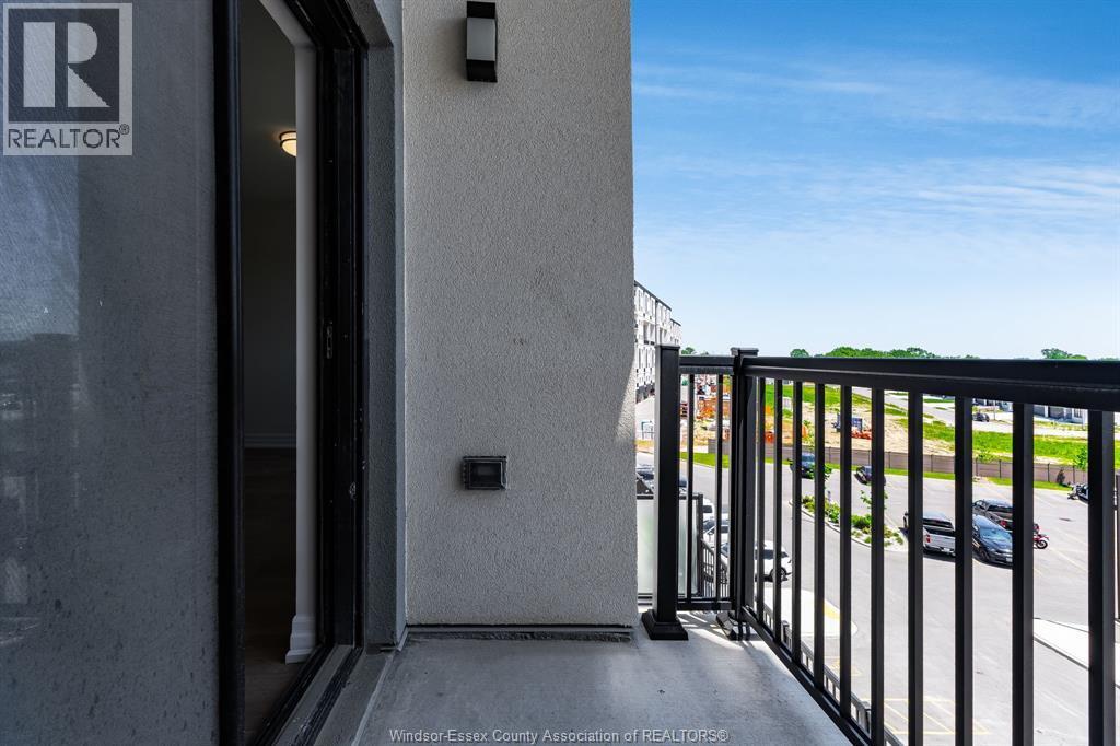 7337 Meo Boulevard Unit# 420, Lasalle, ON - Outdoor