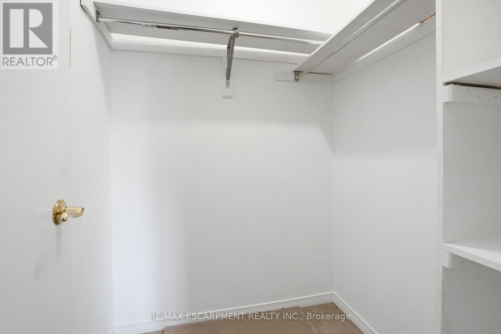 65 - 2530 Northampton Boulevard, Burlington, ON - Indoor With Storage