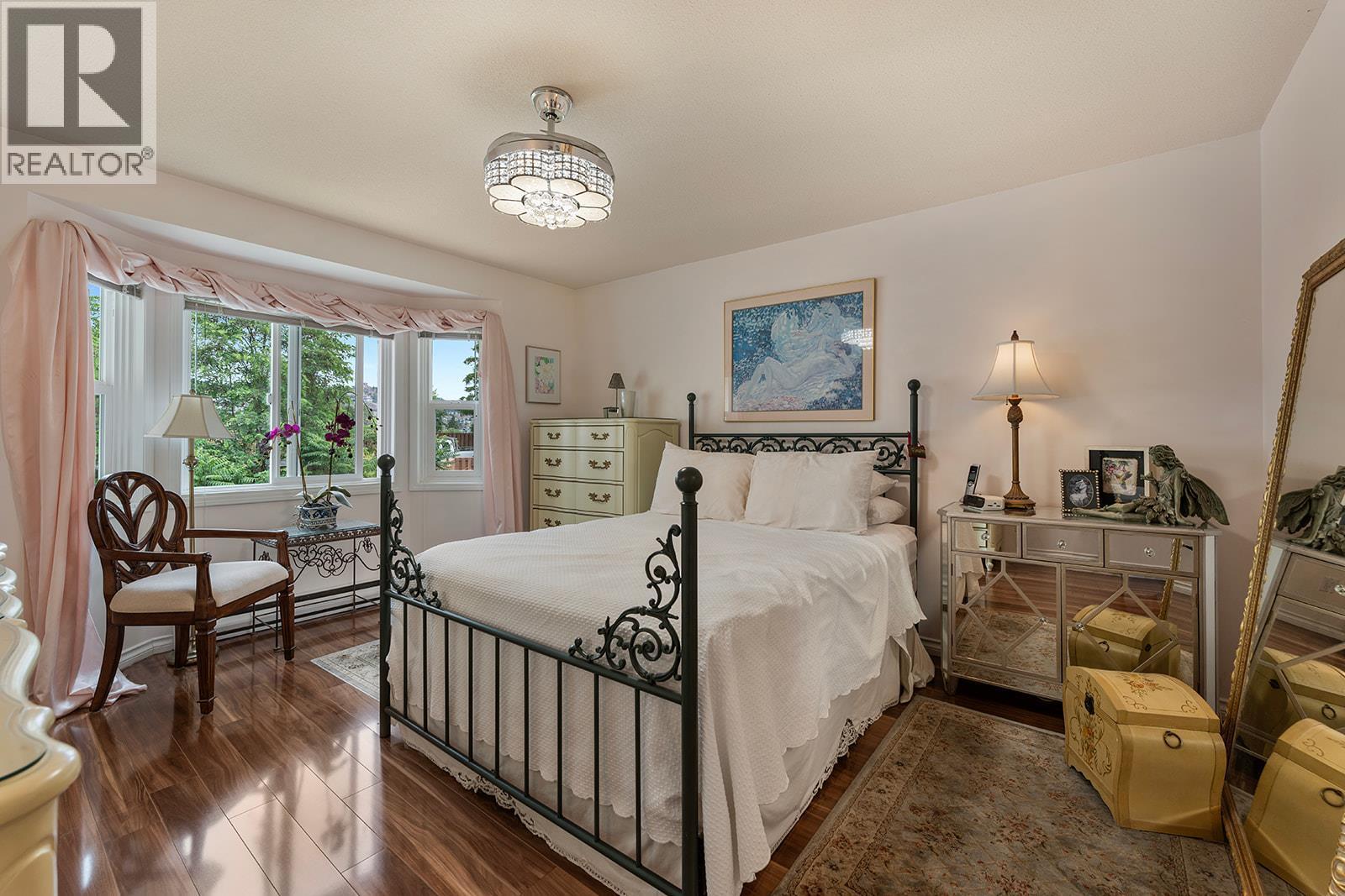 1534 Lawrence Avenue Unit# 304, Kelowna, BC - Indoor Photo Showing Bedroom