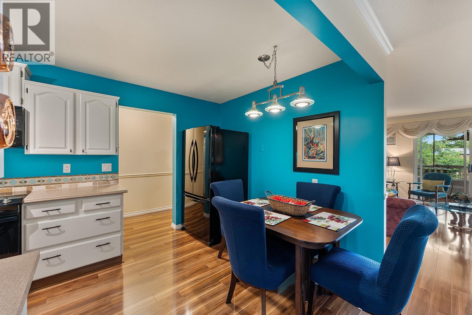 1534 Lawrence Avenue Unit# 304, Kelowna, BC - Indoor Photo Showing Dining Room