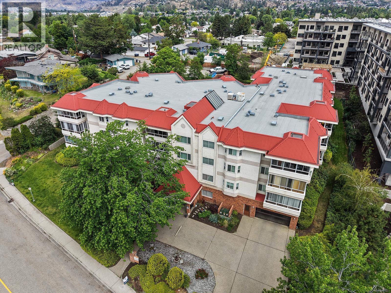 1534 Lawrence Avenue Unit# 304, Kelowna, BC - Outdoor