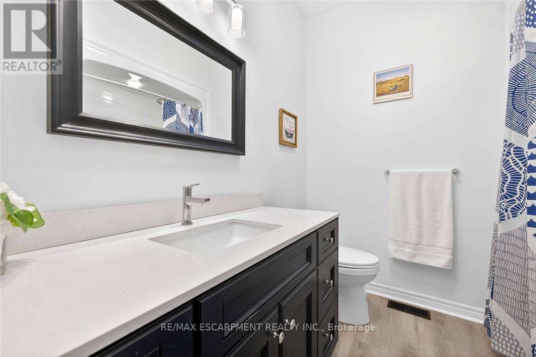 58 Postma Drive, Haldimand, ON - Indoor Photo Showing Bathroom