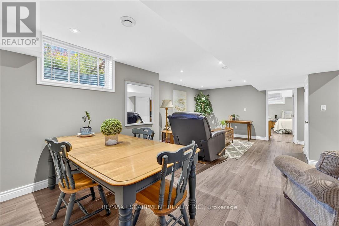 58 Postma Drive, Haldimand, ON - Indoor Photo Showing Dining Room