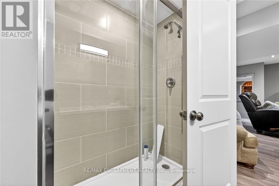 58 Postma Drive, Haldimand, ON - Indoor Photo Showing Bathroom