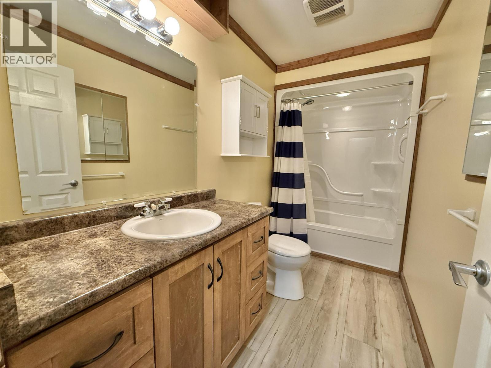 3416 Hayman Crescent, Quesnel, BC - Indoor Photo Showing Bathroom