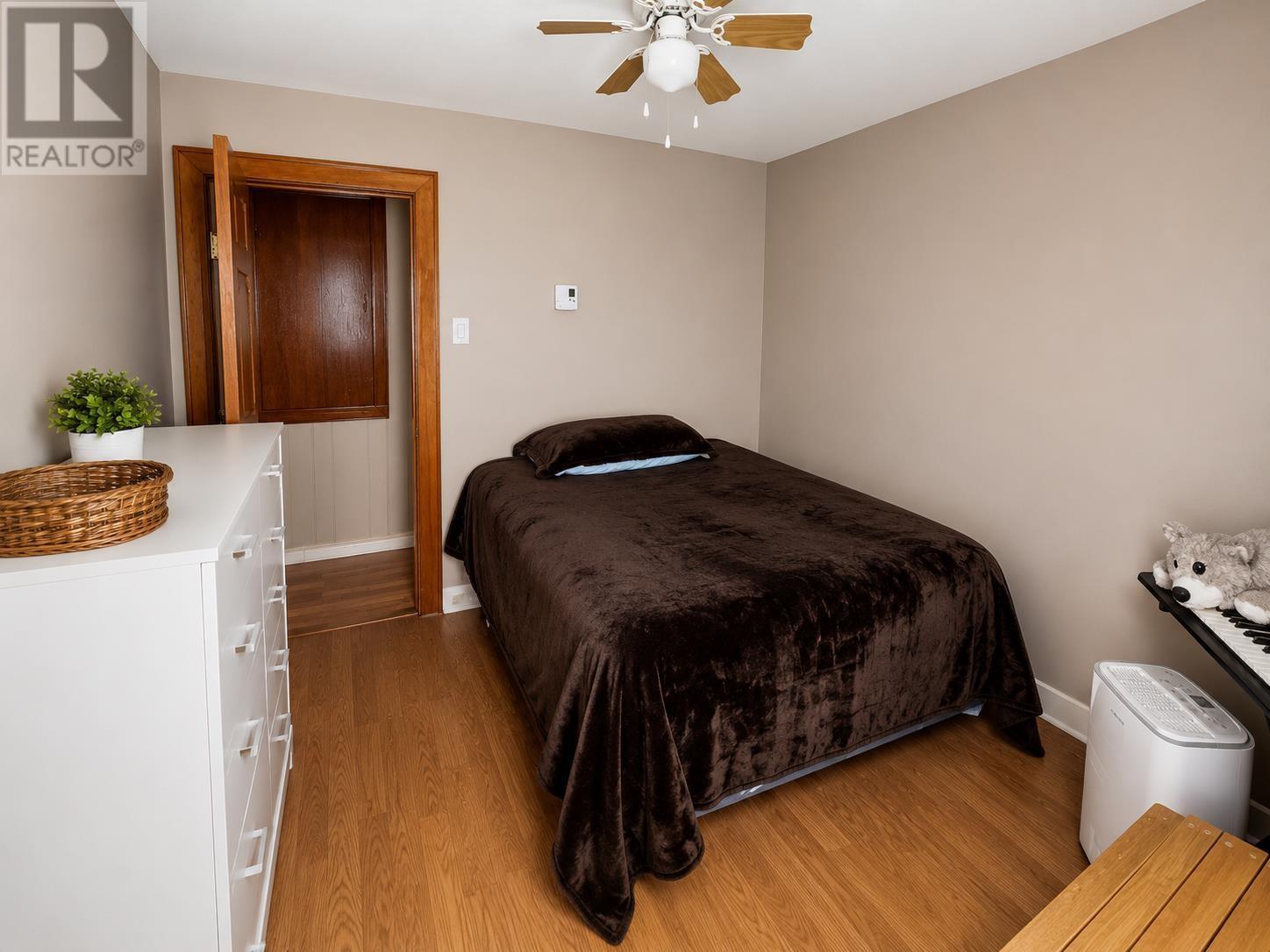 48 Second Ave, Wawa, ON - Indoor Photo Showing Bedroom