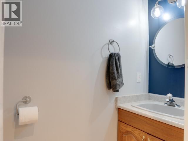 3419 Ontario Ave, Powell River, BC - Indoor Photo Showing Other Room