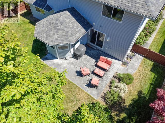 3419 Ontario Ave, Powell River, BC - Outdoor