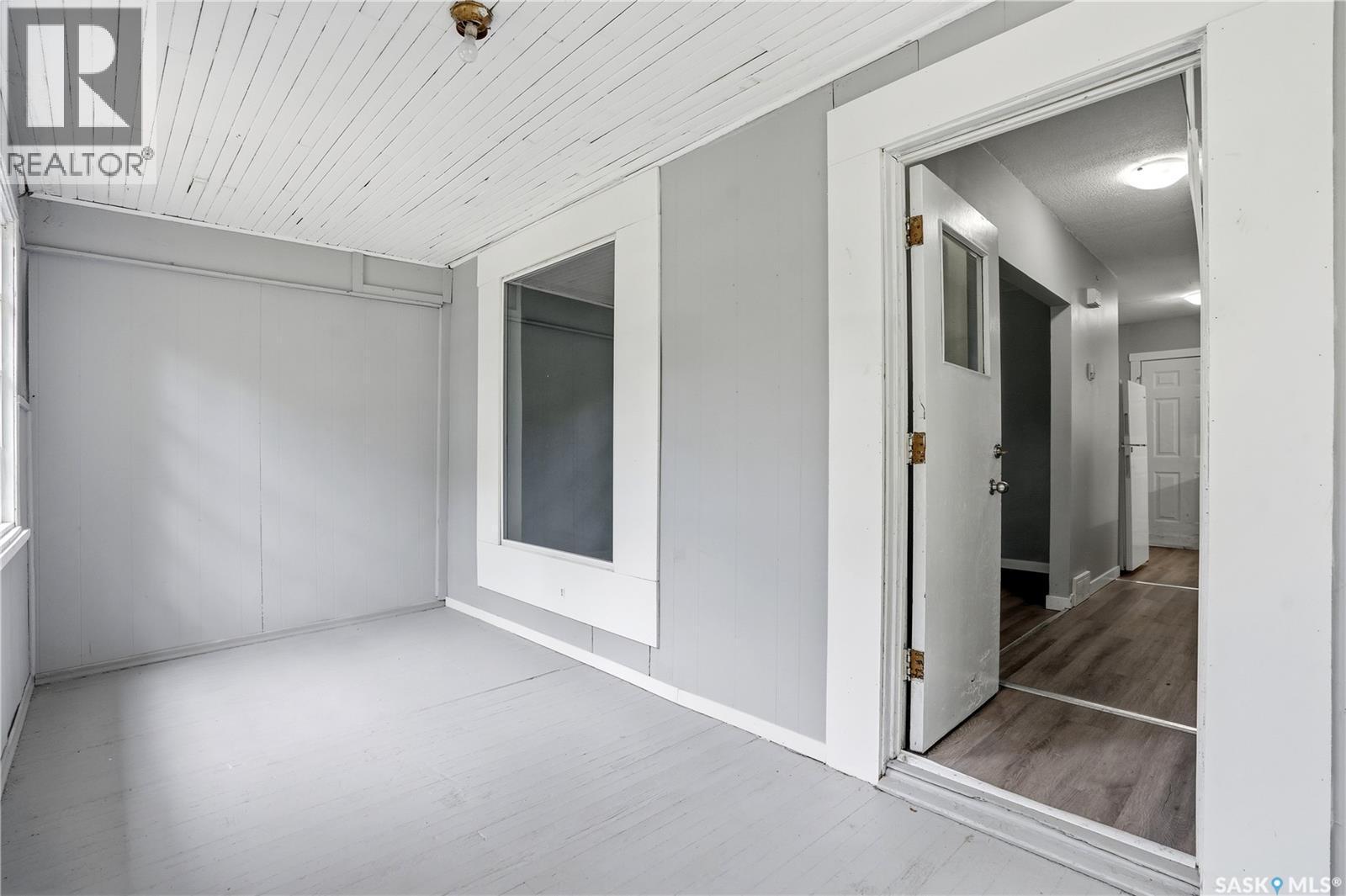 735 Wascana Street, Regina, SK - With Exterior