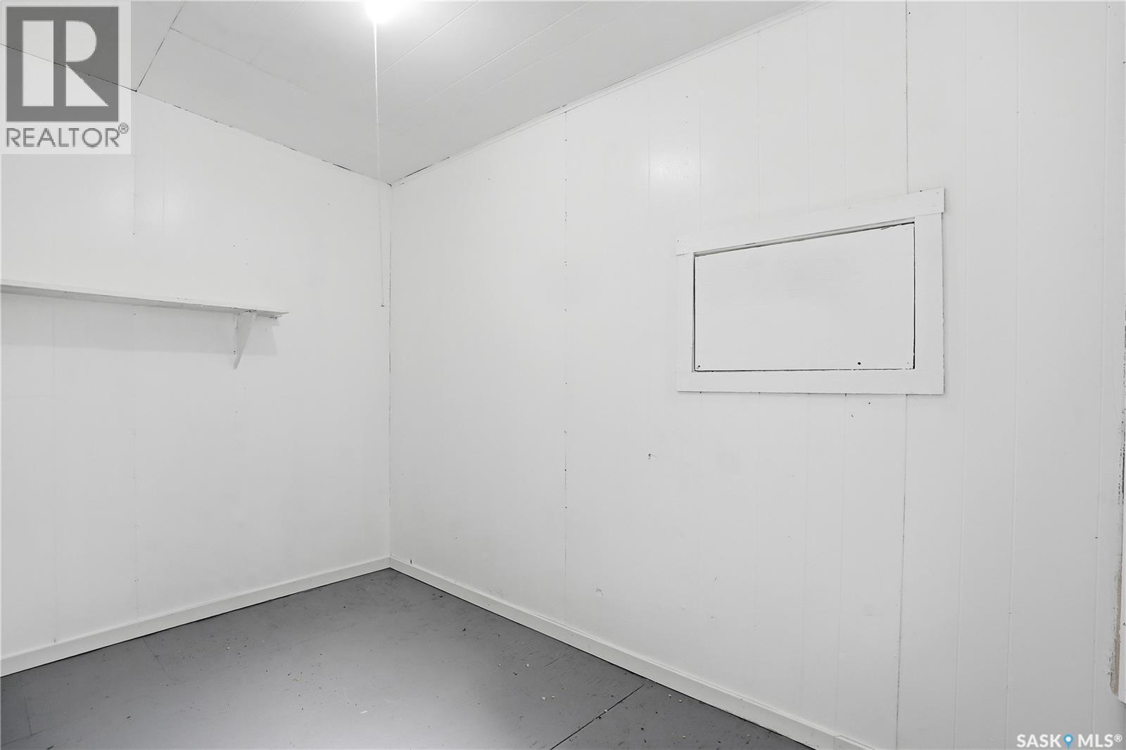 735 Wascana Street, Regina, SK - Indoor Photo Showing Other Room