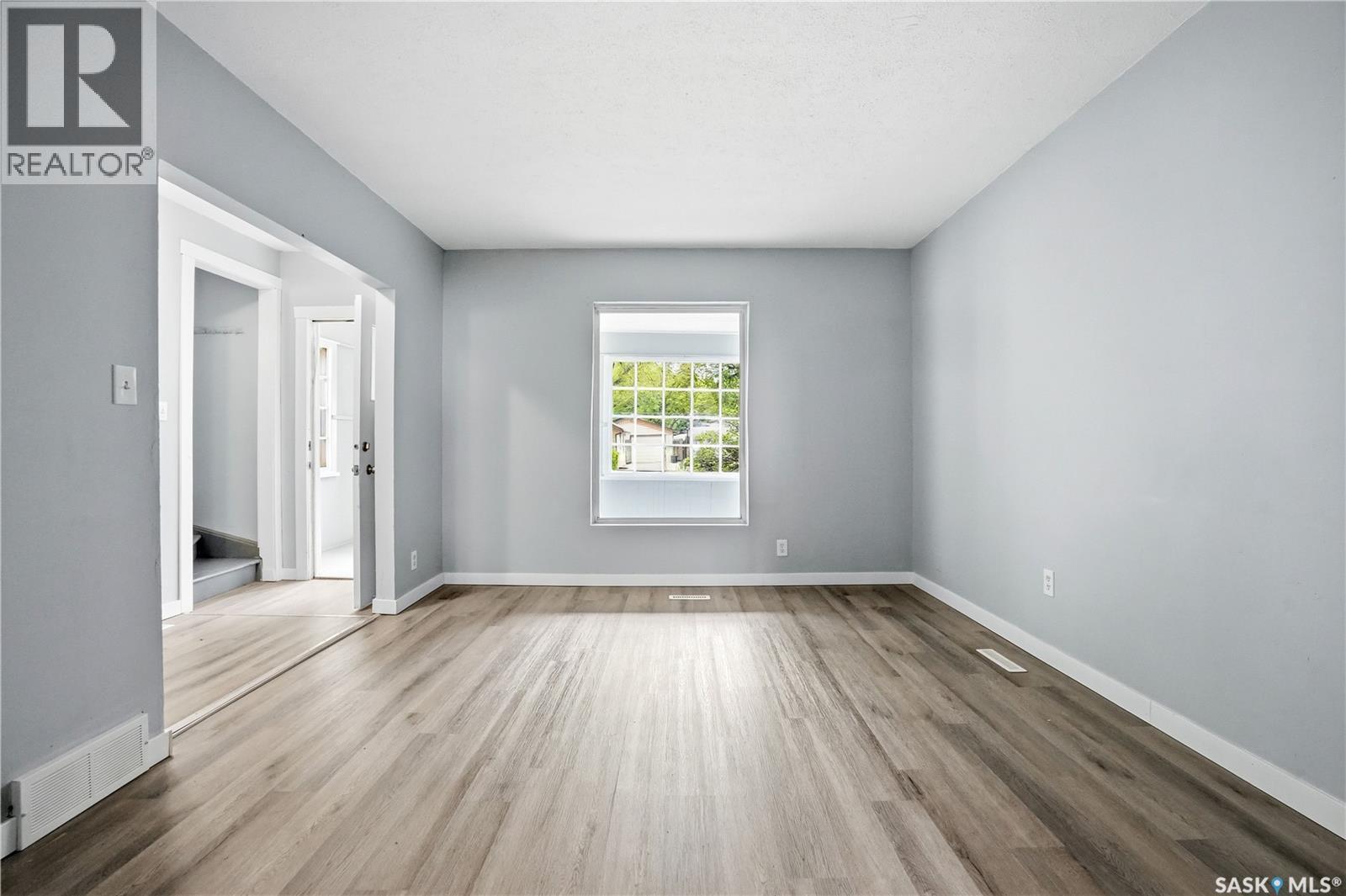 735 Wascana Street, Regina, SK - Indoor Photo Showing Other Room
