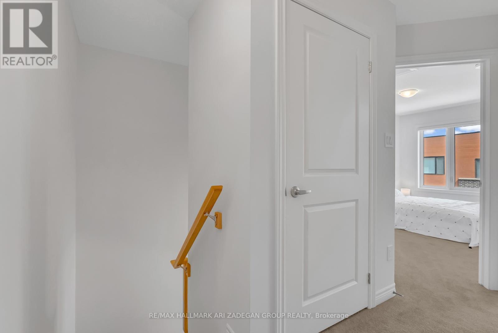 61 Dryden Lane, Hamilton, ON - Indoor Photo Showing Other Room