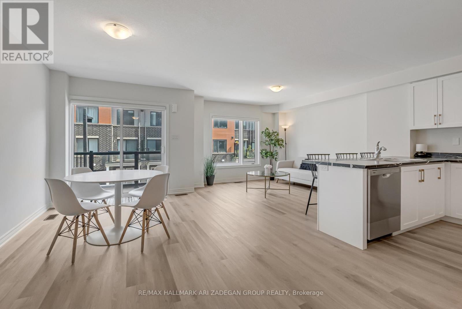 61 Dryden Lane, Hamilton, ON - Indoor