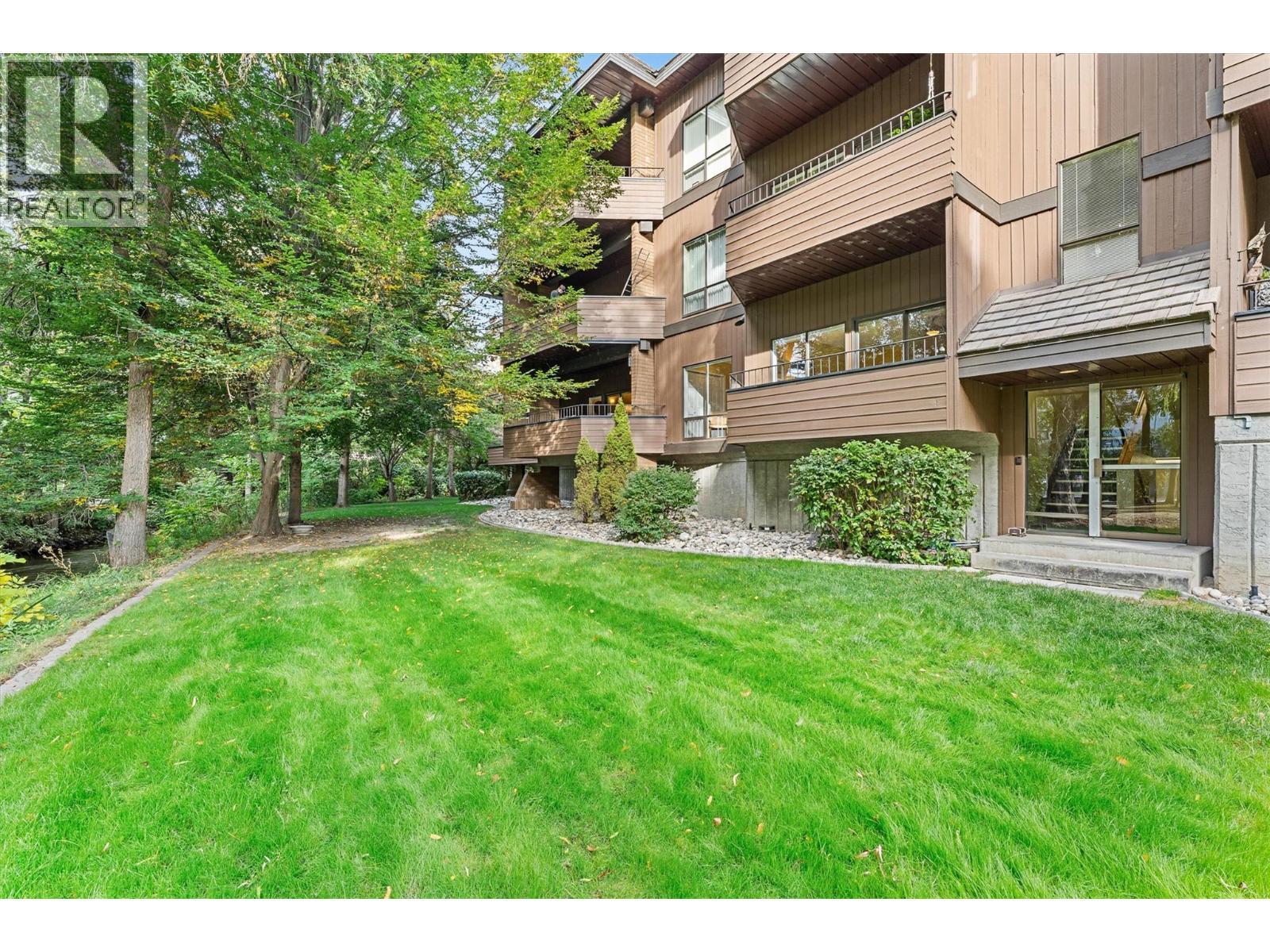 539 Sutherland Avenue Unit# 106, Kelowna, BC - Outdoor