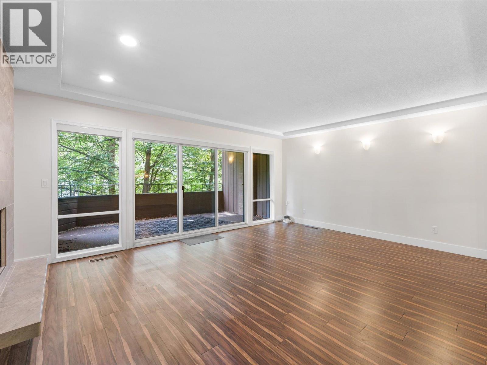 539 Sutherland Avenue Unit# 106, Kelowna, BC - Indoor Photo Showing Other Room