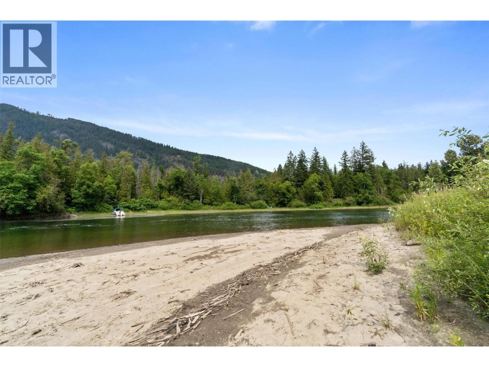 Sandy Beach on Eagle River - 1383 Silver Sands Road Unit# 109, Sicamous, BC