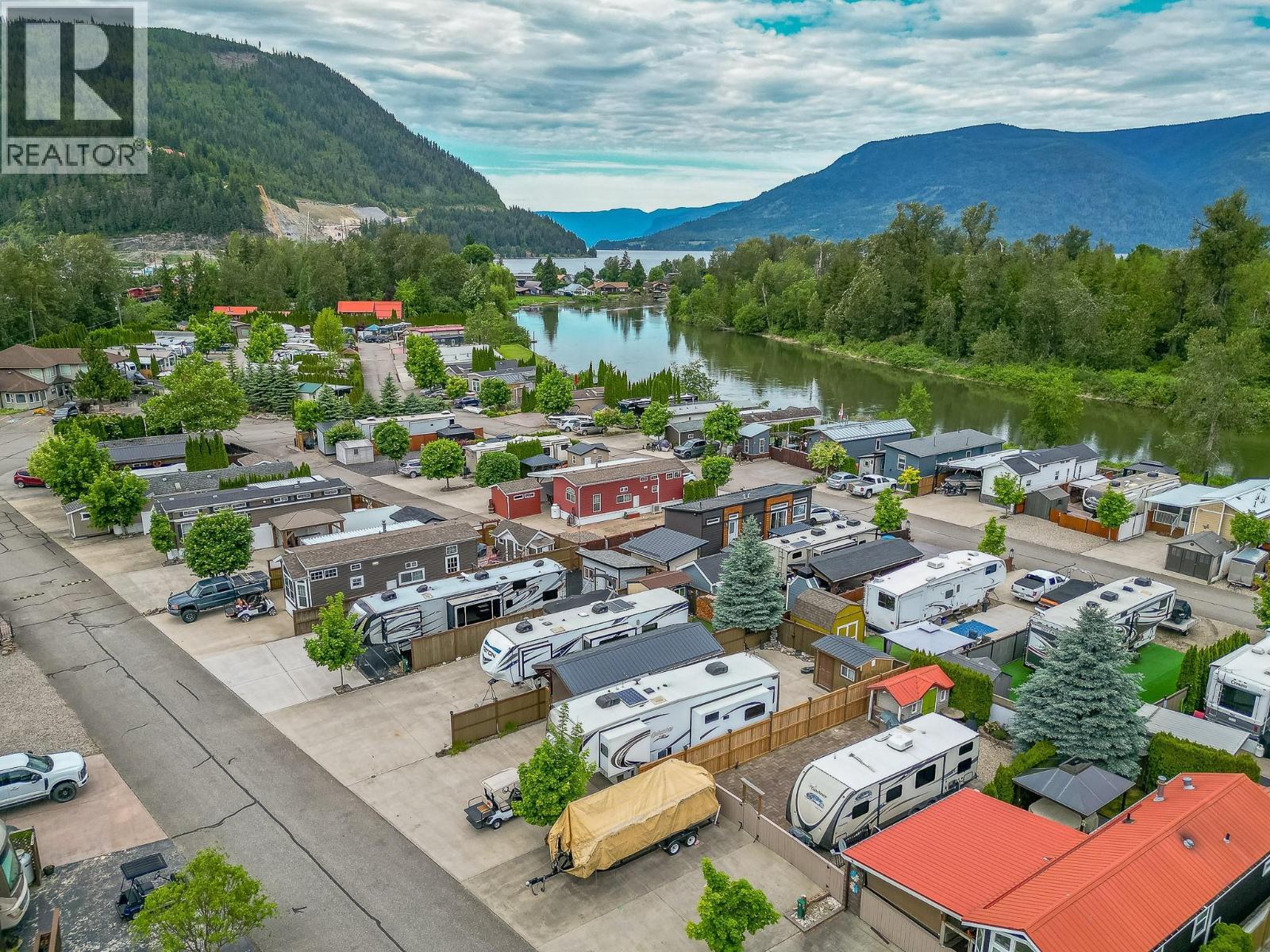 1383 Silver Sands Road Unit# 109, Sicamous, BC