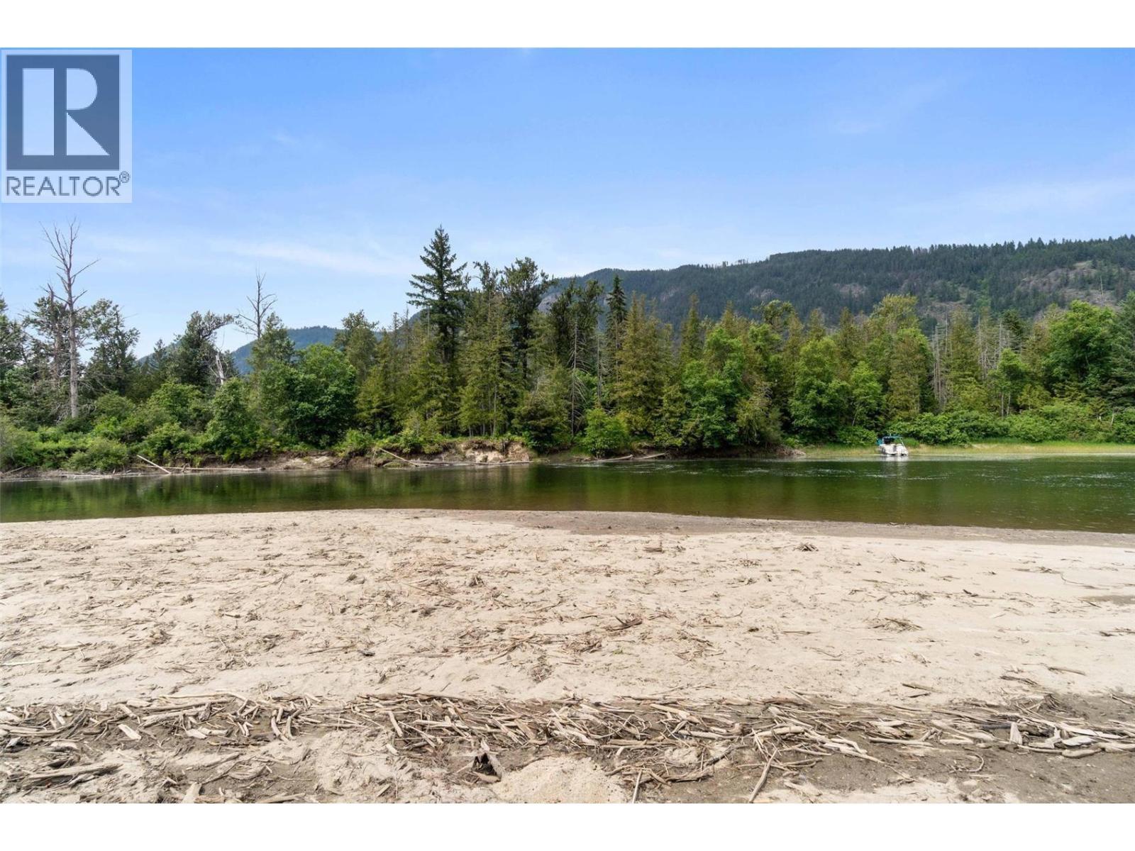 Sandy Beach on Eagle River - 1383 Silver Sands Road Unit# 109, Sicamous, BC
