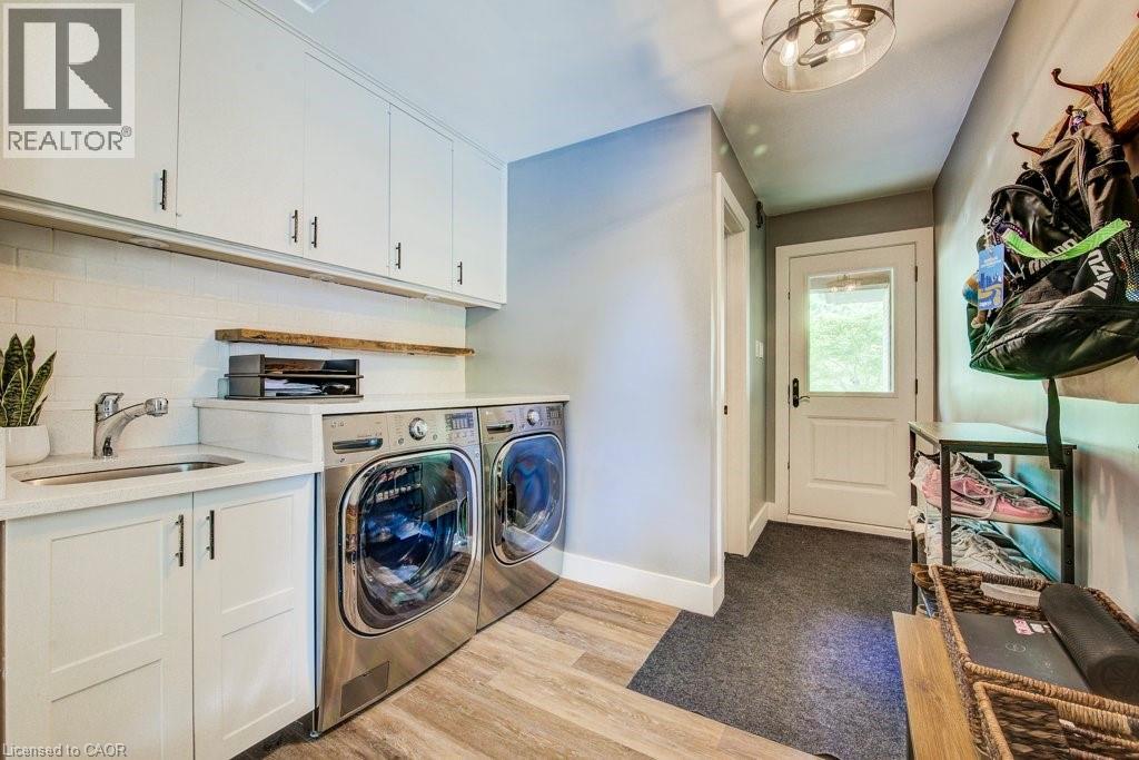 345 Old Stone Road, Waterloo, ON