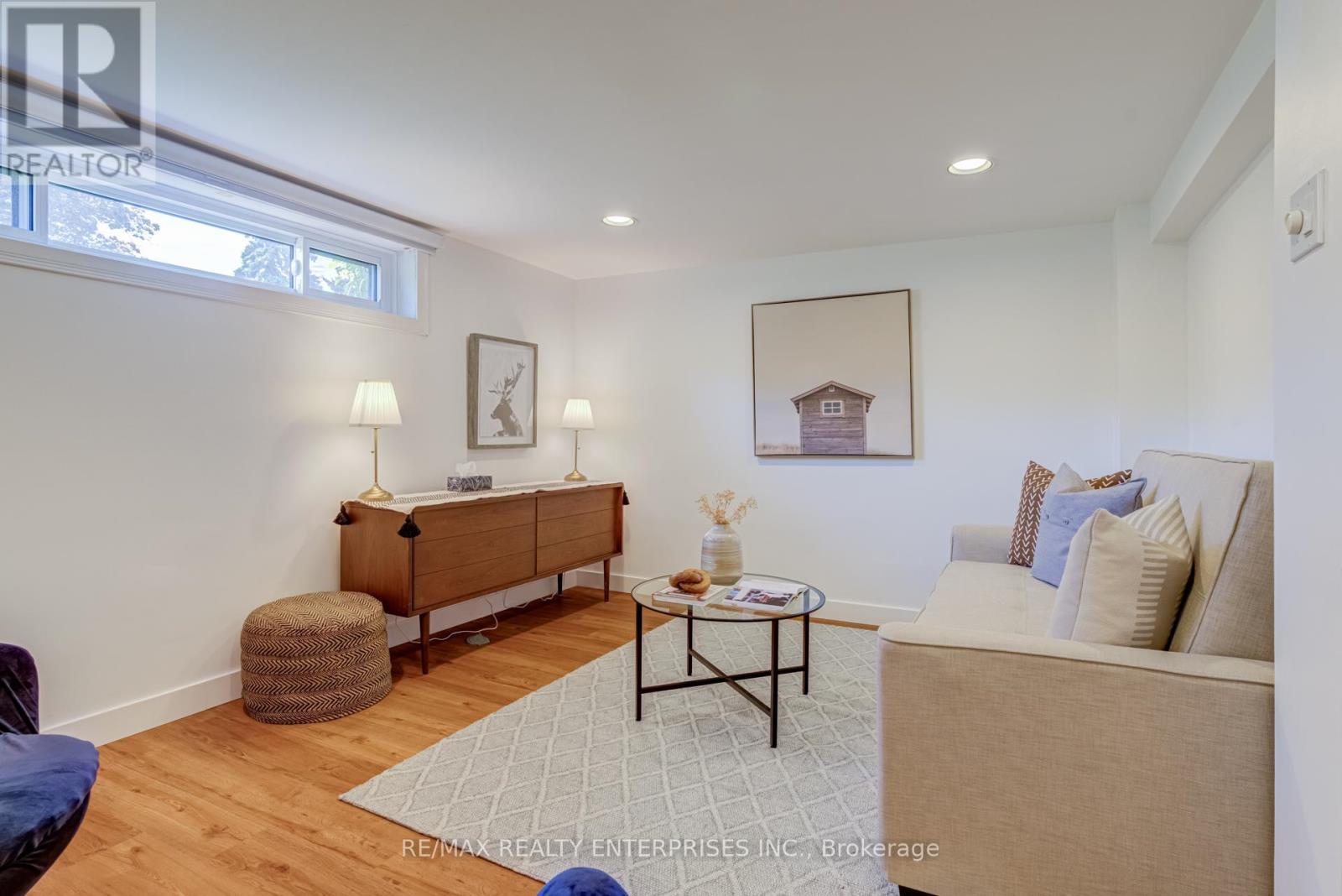2347 Brookhurst Road, Mississauga, ON - Indoor