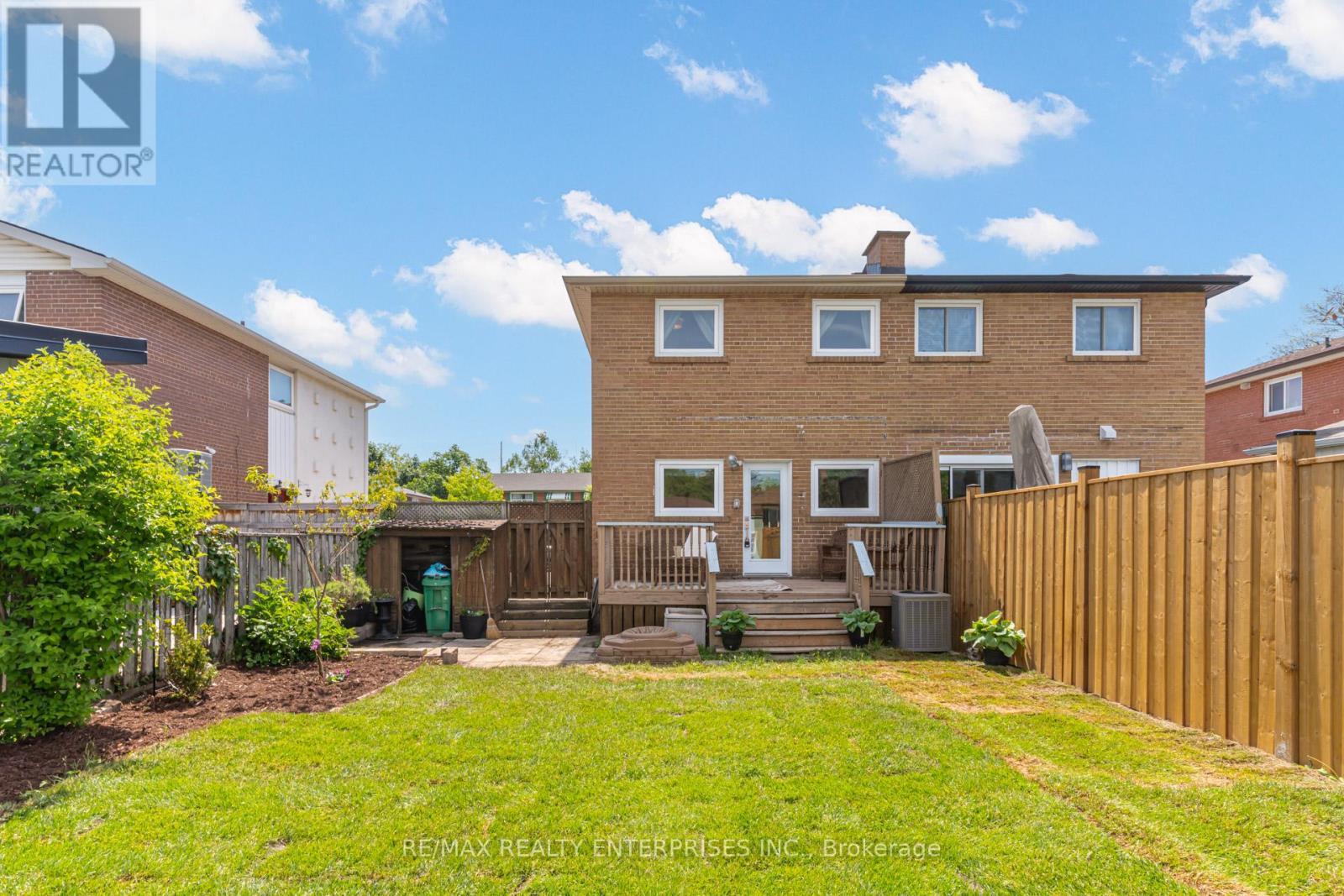 2347 Brookhurst Road, Mississauga, ON - Outdoor With Exterior