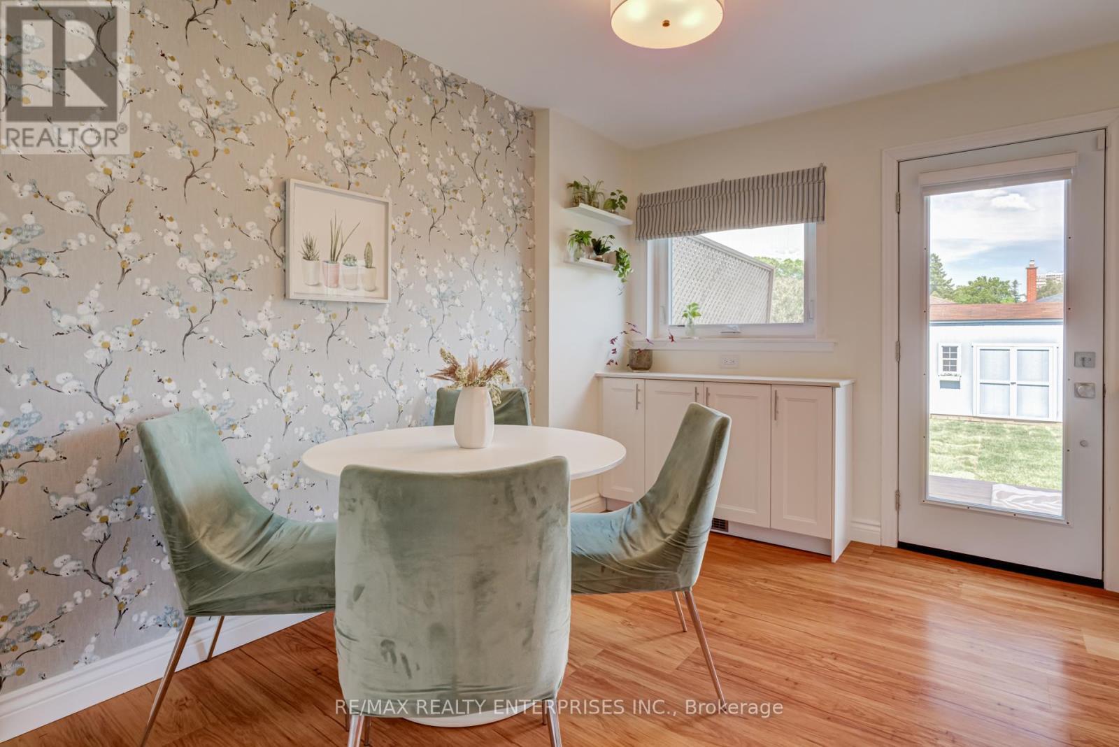 2347 Brookhurst Road, Mississauga, ON - Indoor Photo Showing Dining Room
