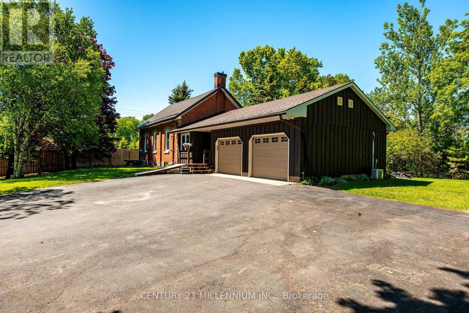 793004 3Rd Line Ehs Line, Mono, ON - Outdoor