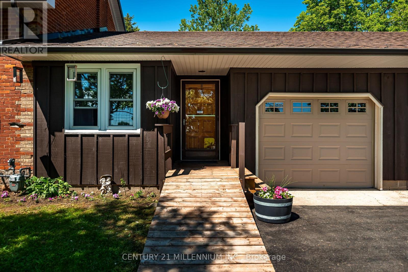 793004 3Rd Line Ehs Line, Mono, ON - Outdoor