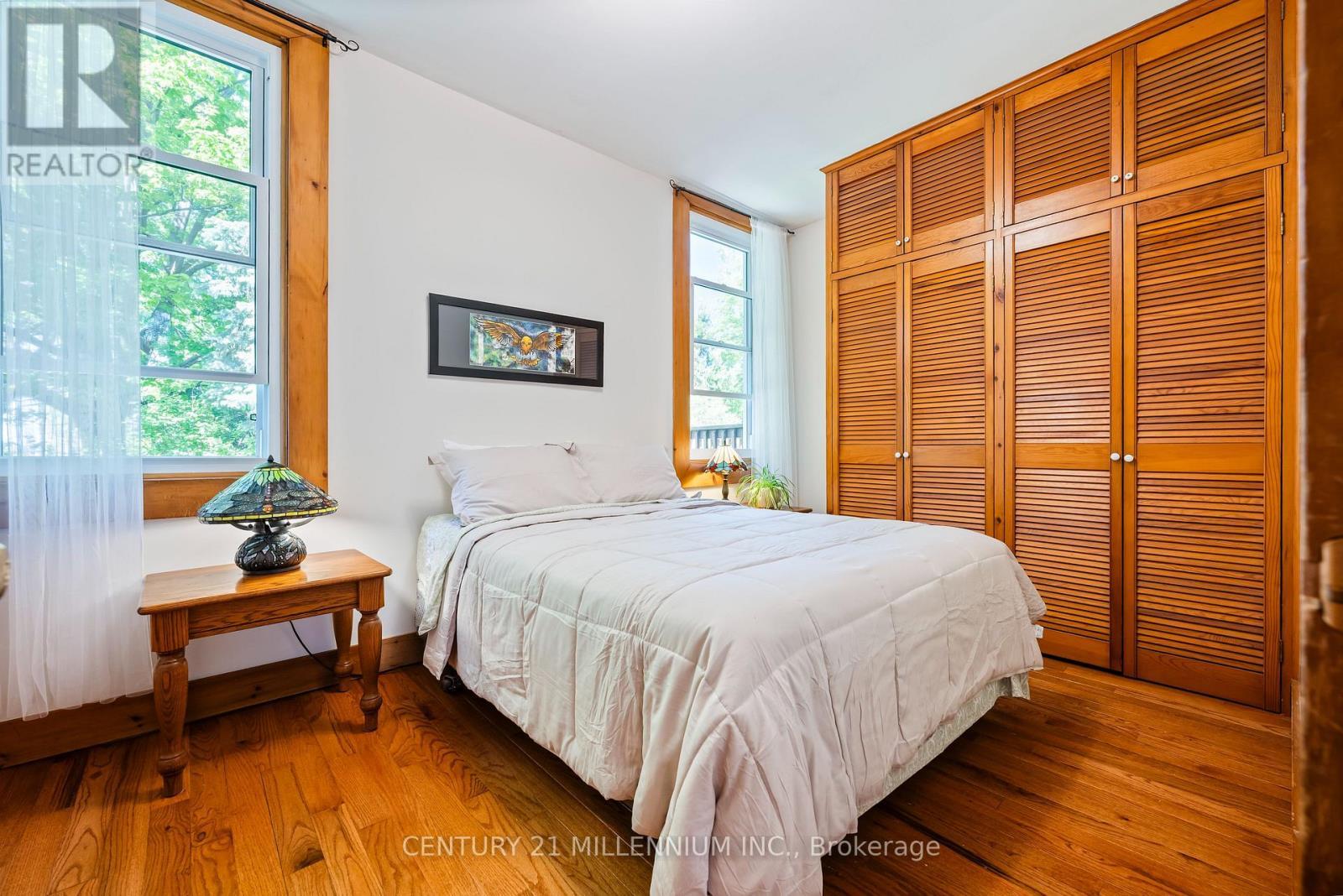 793004 3Rd Line Ehs Line, Mono, ON - Indoor Photo Showing Bedroom
