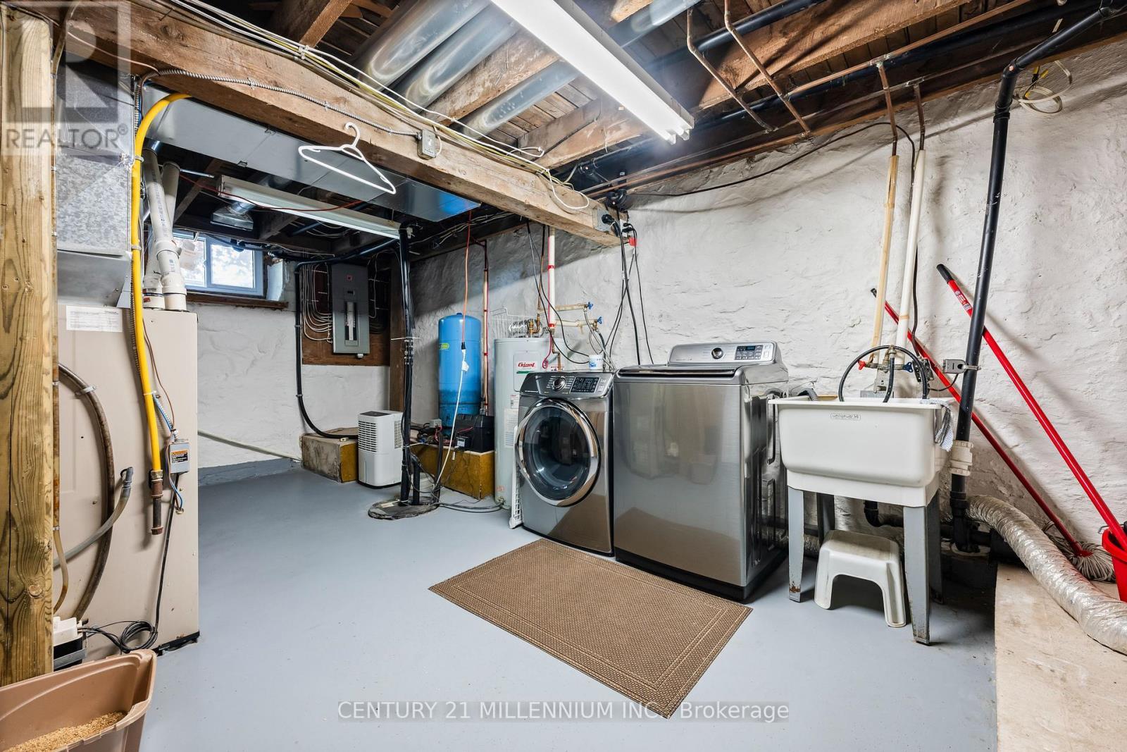 793004 3Rd Line Ehs Line, Mono, ON - Indoor Photo Showing Laundry Room